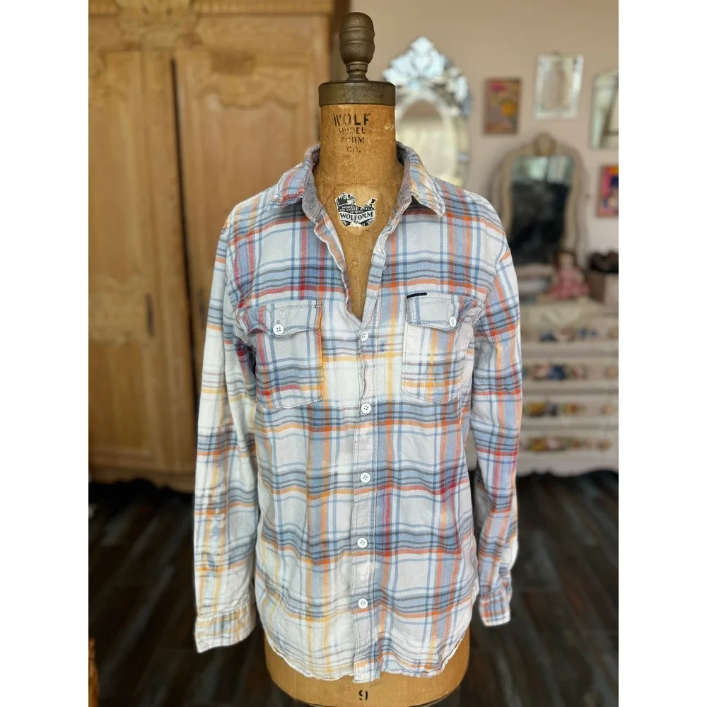 Upcycled Eye Patch Flannel Shirt Medium | Folk Art Plaid Button Down - Picture 7 of 7